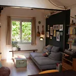 Knus Boshuisje Onder De Eiken Ermelo
