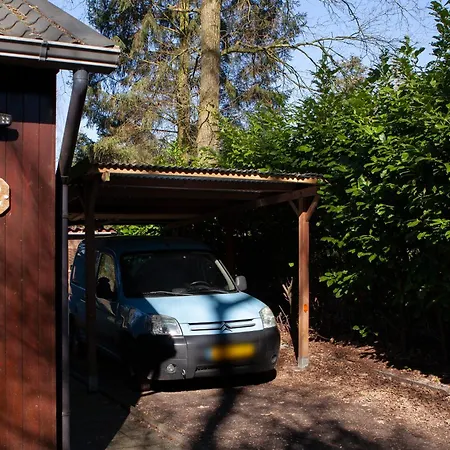 Knus Boshuisje Onder De Eiken Holiday home
