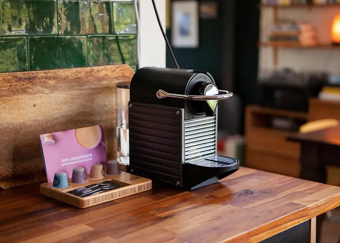 Knus Boshuisje Onder De Eiken *